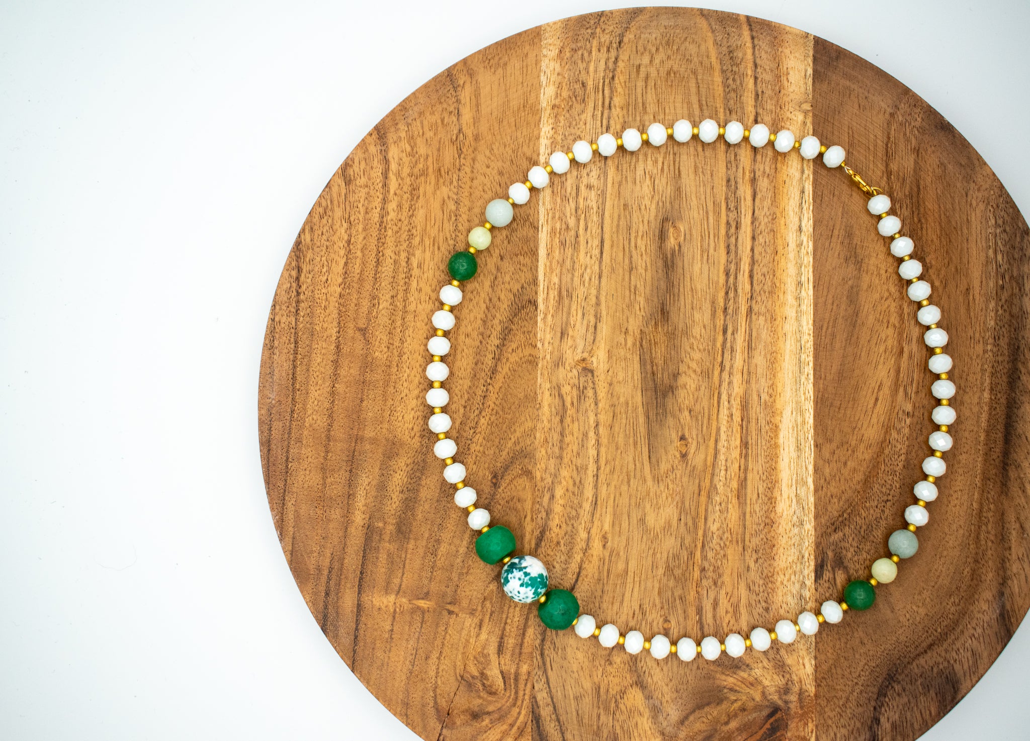 Bahama Nova necklace on table