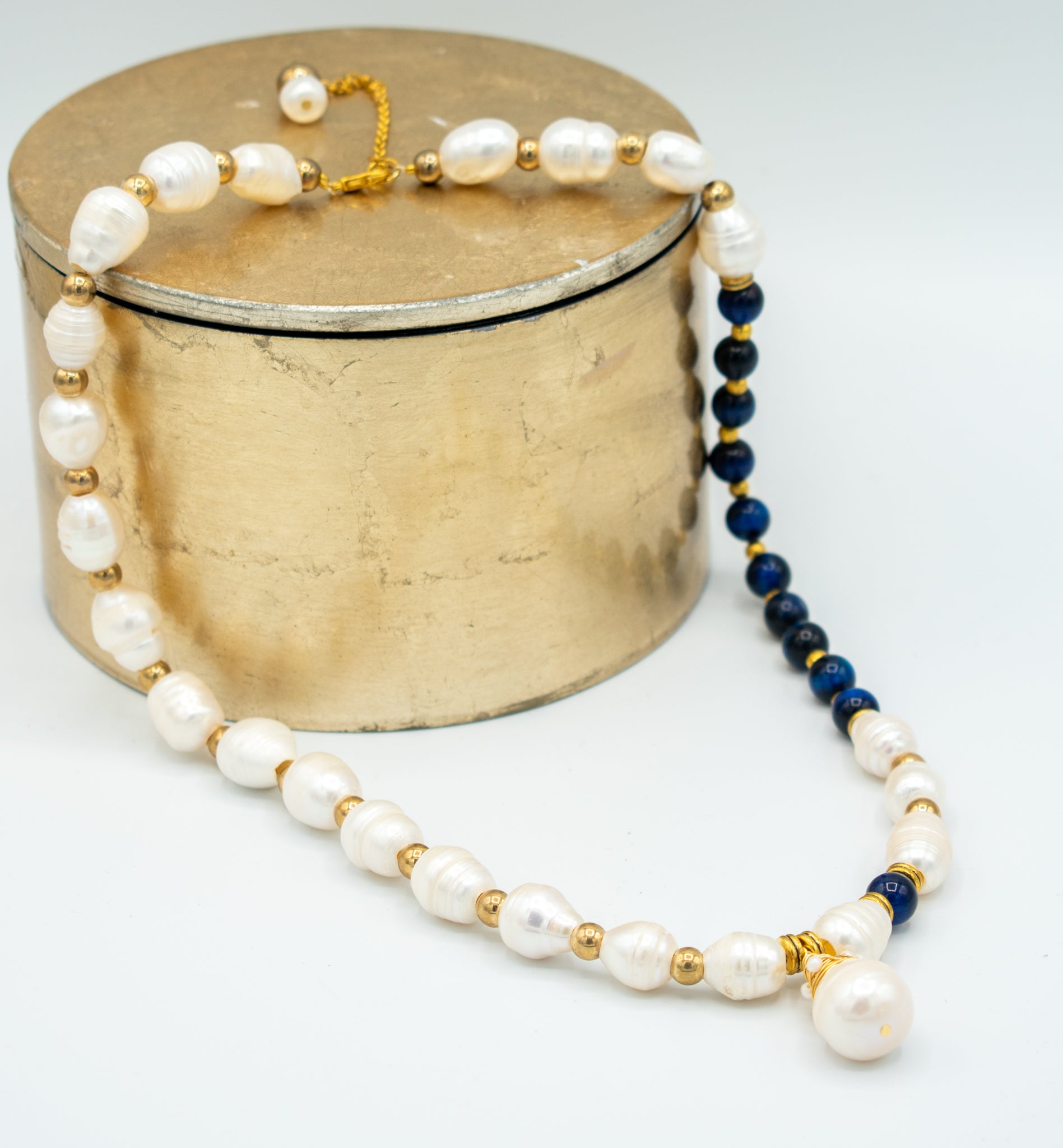 Ocean Tidal Wave Pearl necklace