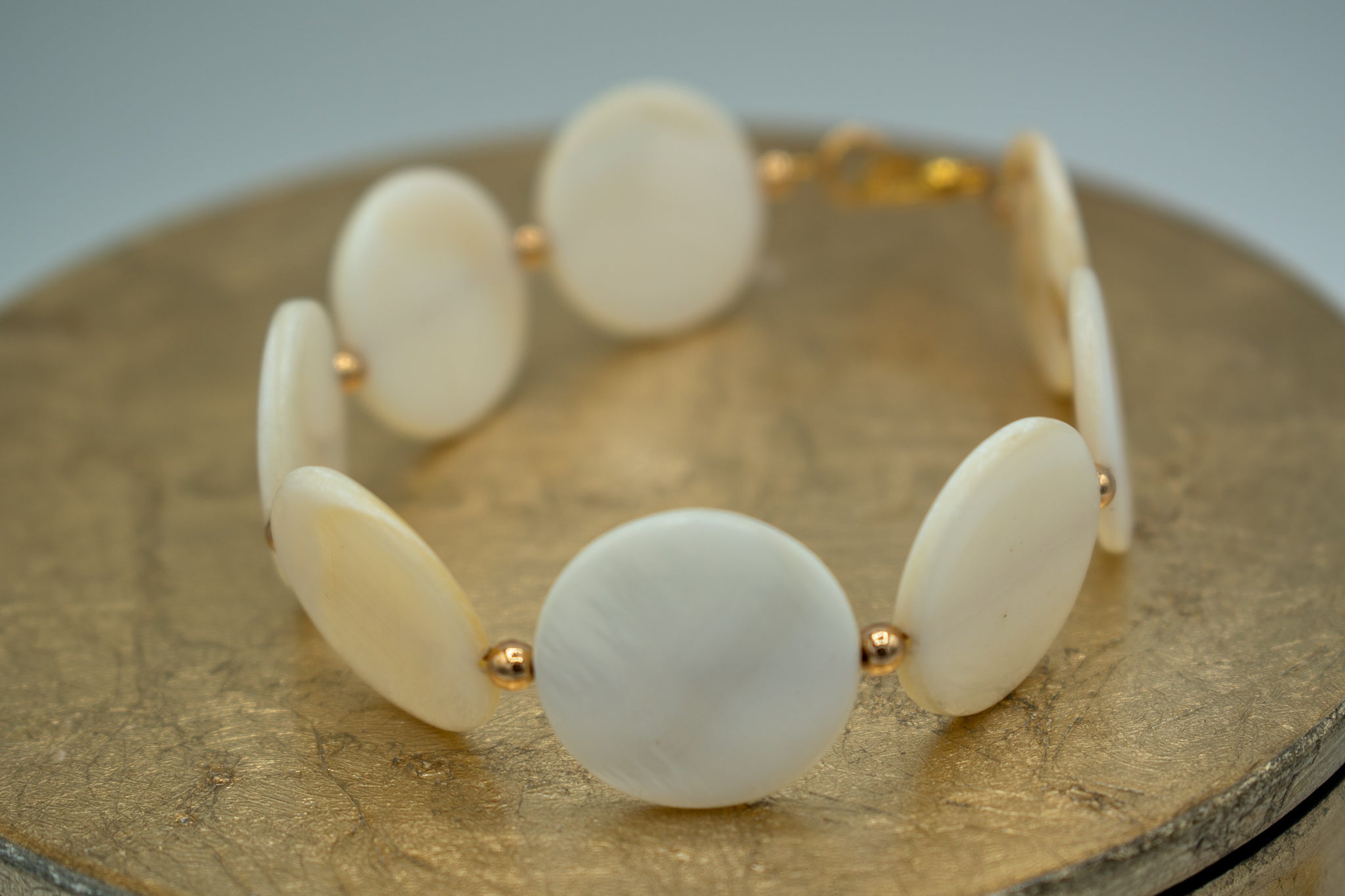 Ocean Serenity Flat Pearl bracelet 