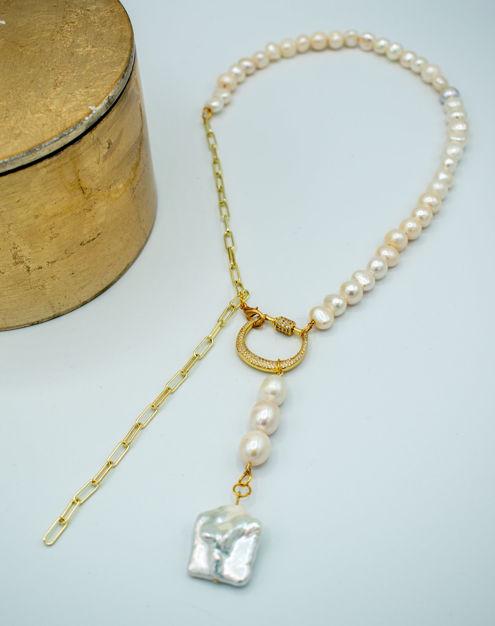 Gold & Pearl necklace