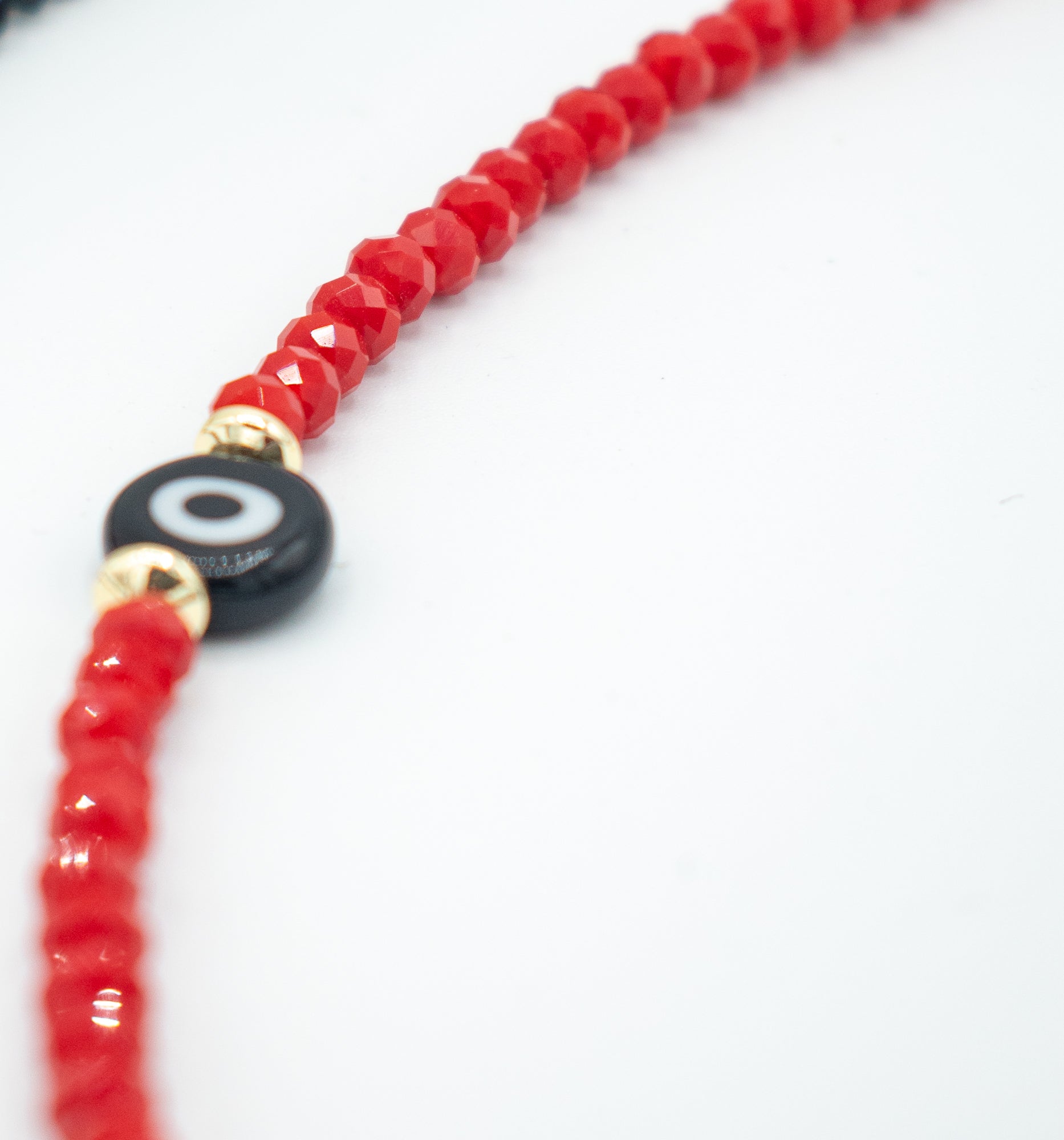 closeup of Protection Red Choker